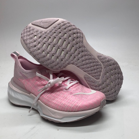 Women’s Nike ZoomX Invincible Run 3 Wide Pink/White NWOB - Picture 1 of 5